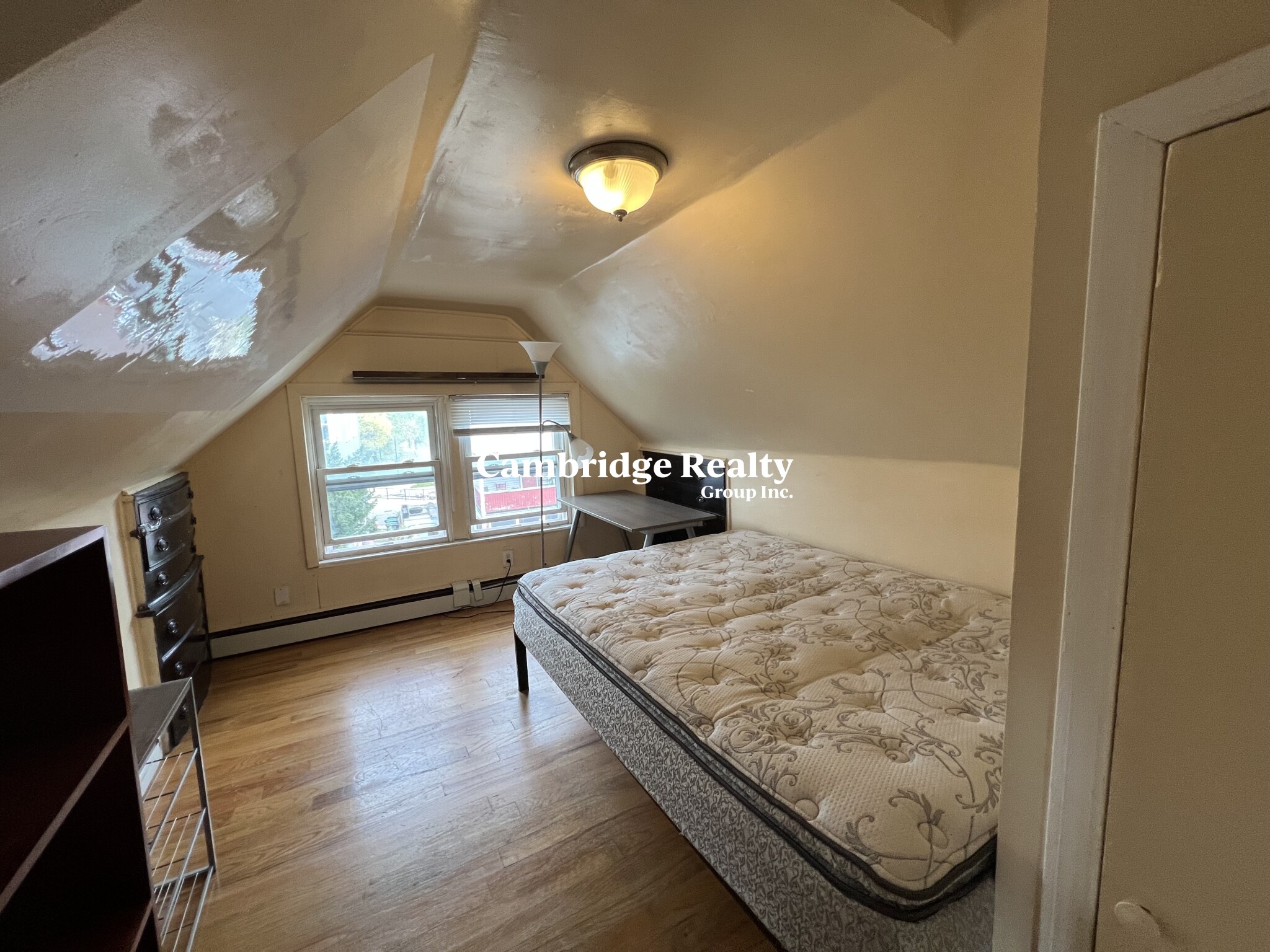 39 Adrian St, Ward Two