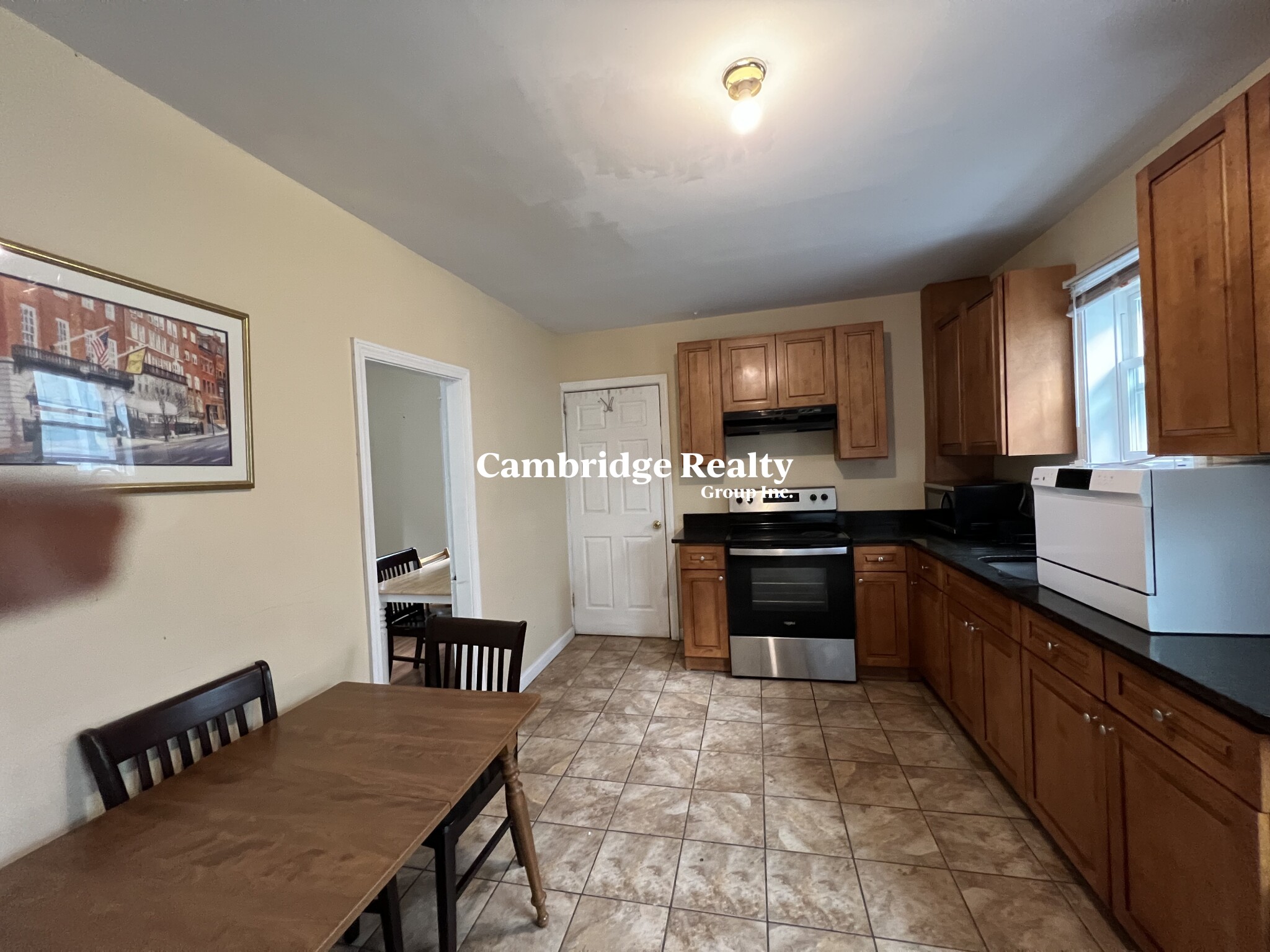 39 Adrian St, Ward Two