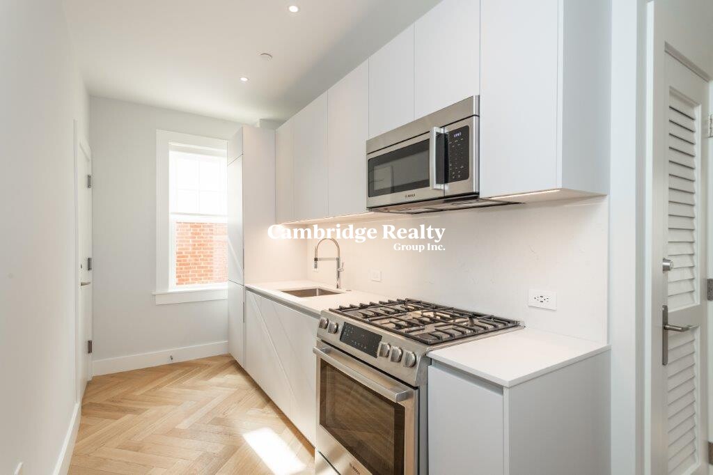 16 Forest St, Baldwin