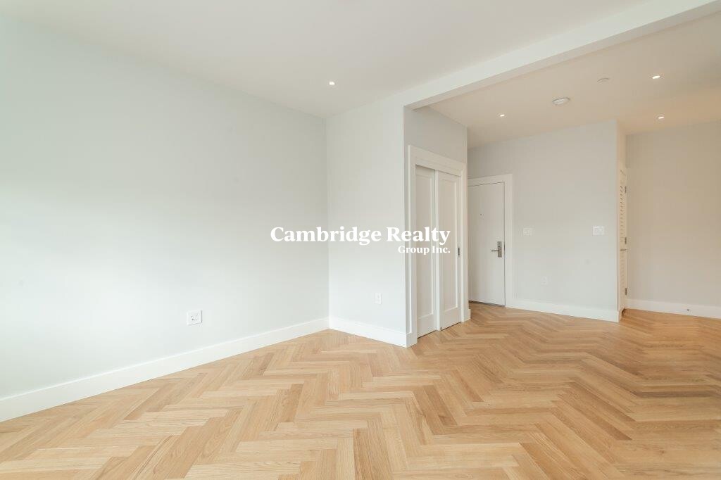 16 Forest St, Baldwin