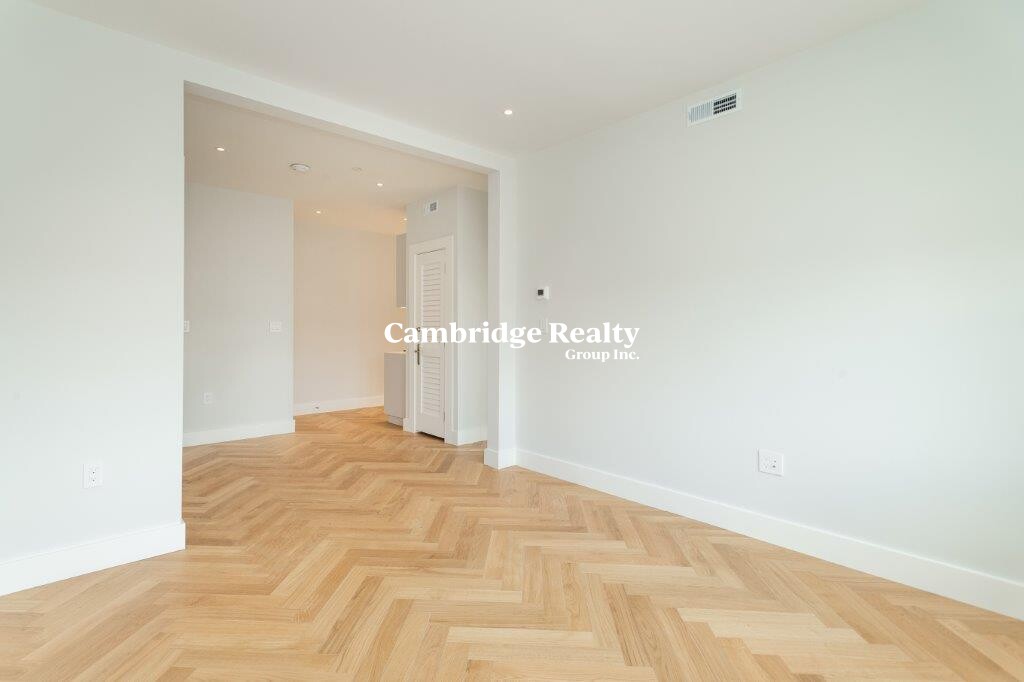 16 Forest St, Baldwin