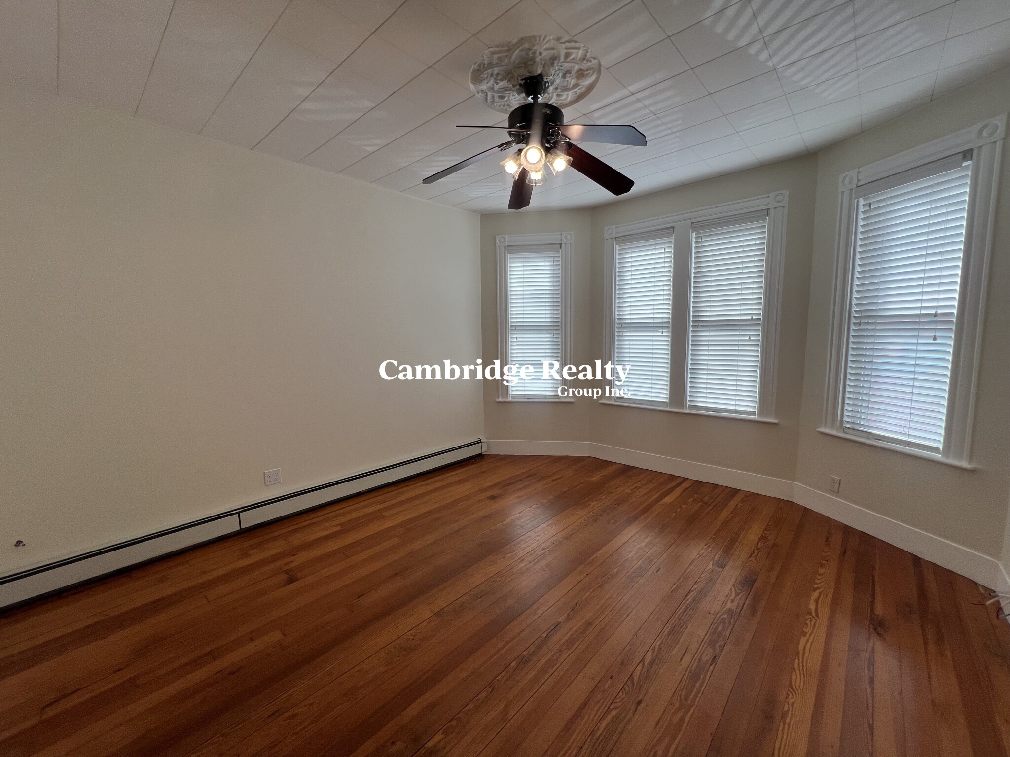 253 Washington St, The Port