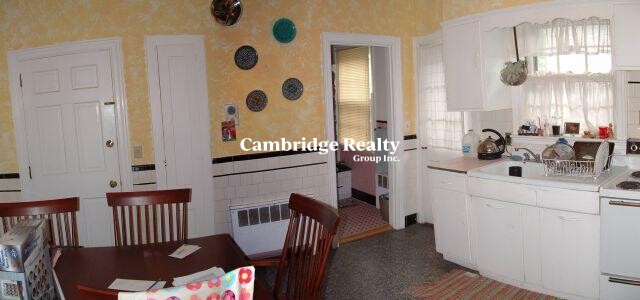 277 Washington St, Ward Two