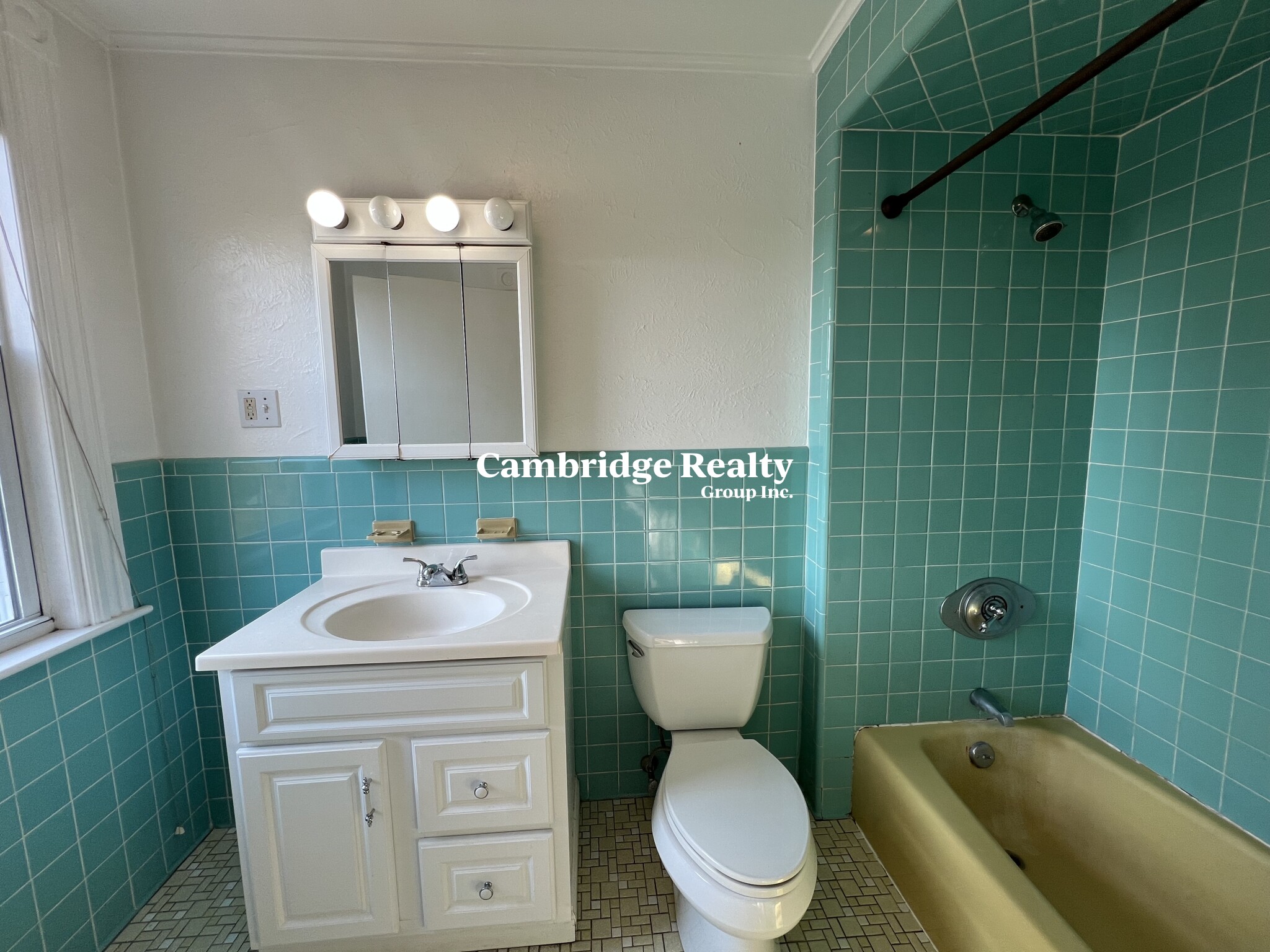 33 Wheatland St, Somerville