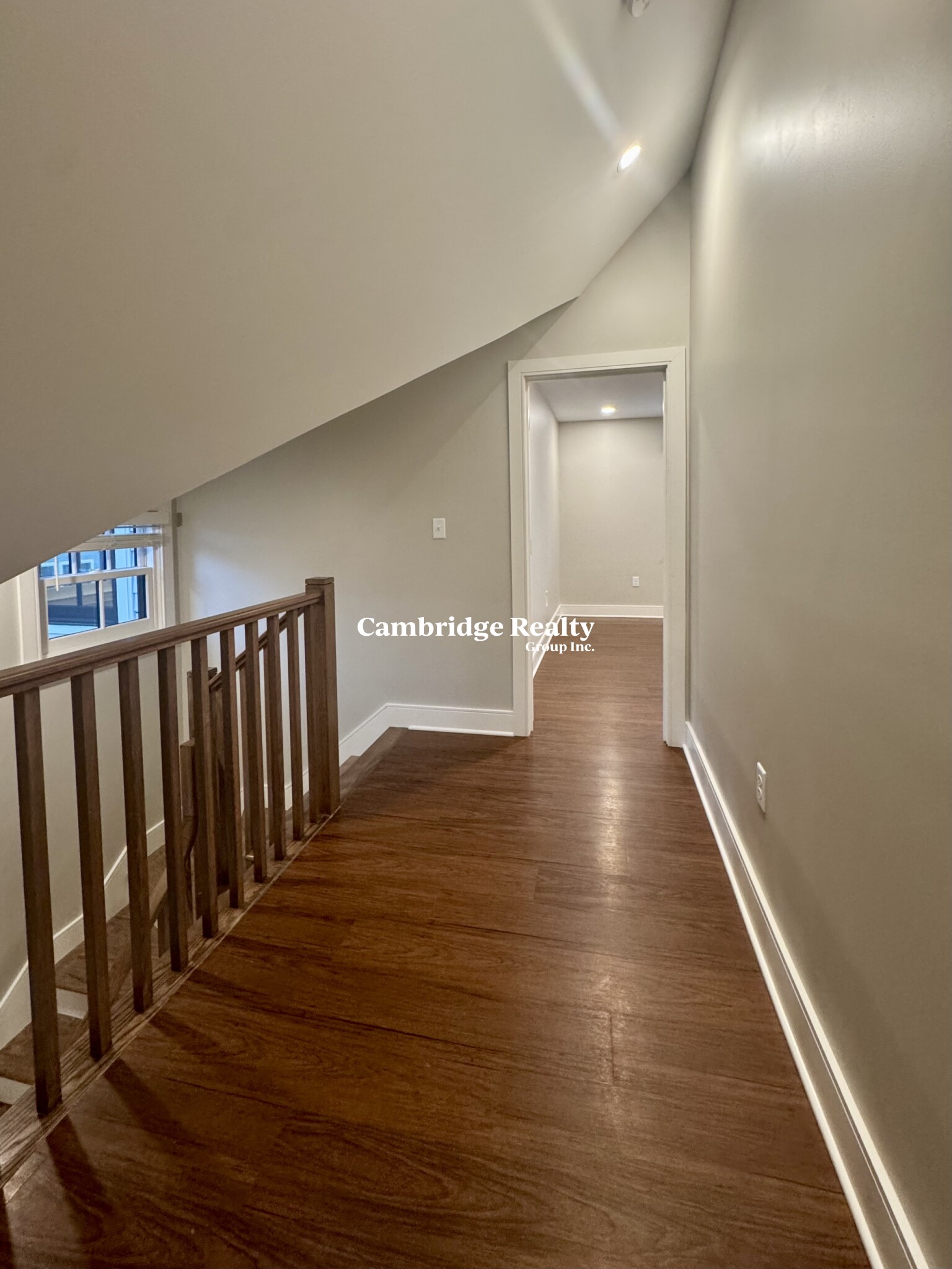 384 Harvard St, Mid-Cambridge