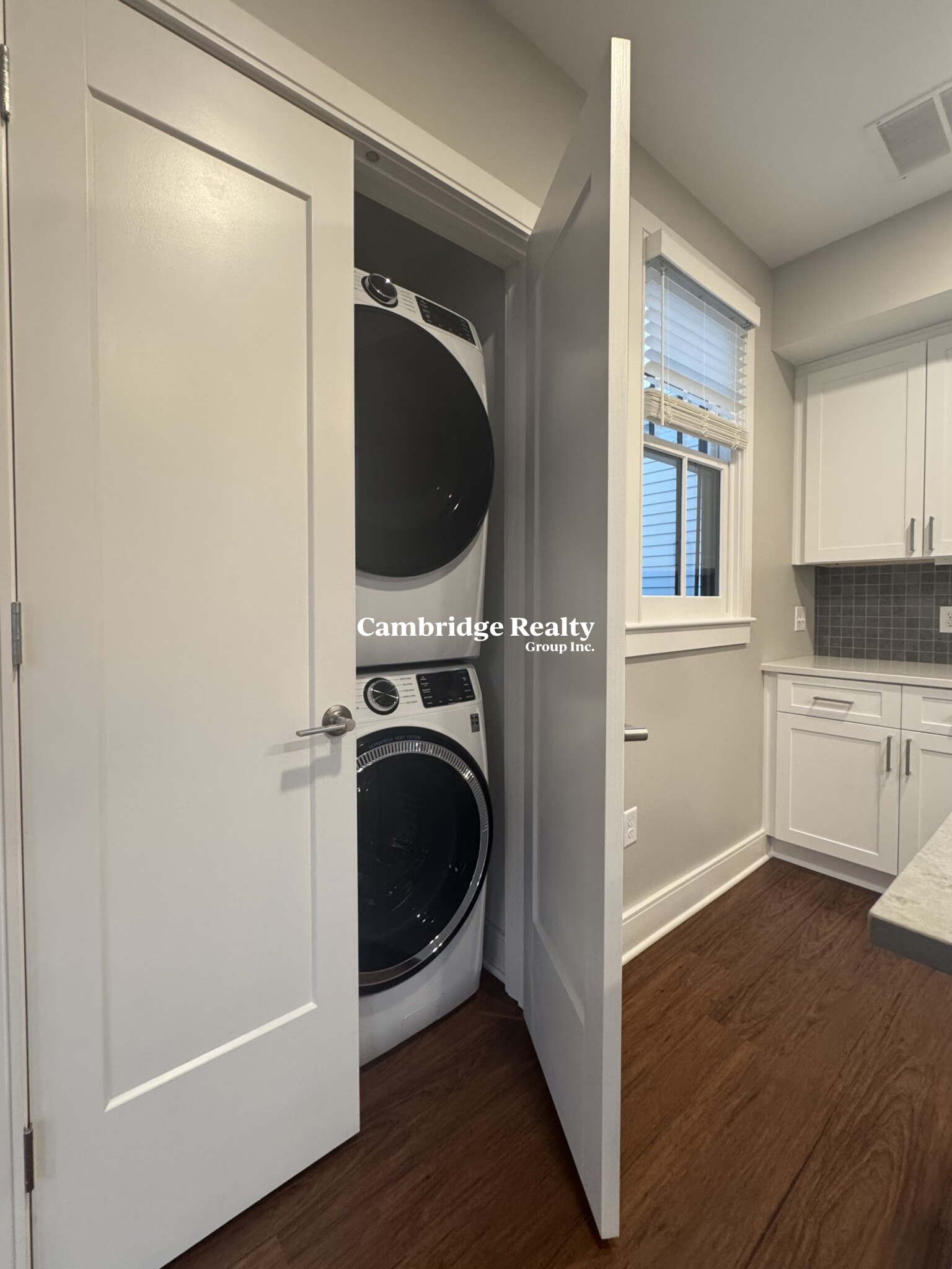 384 Harvard St, Mid-Cambridge