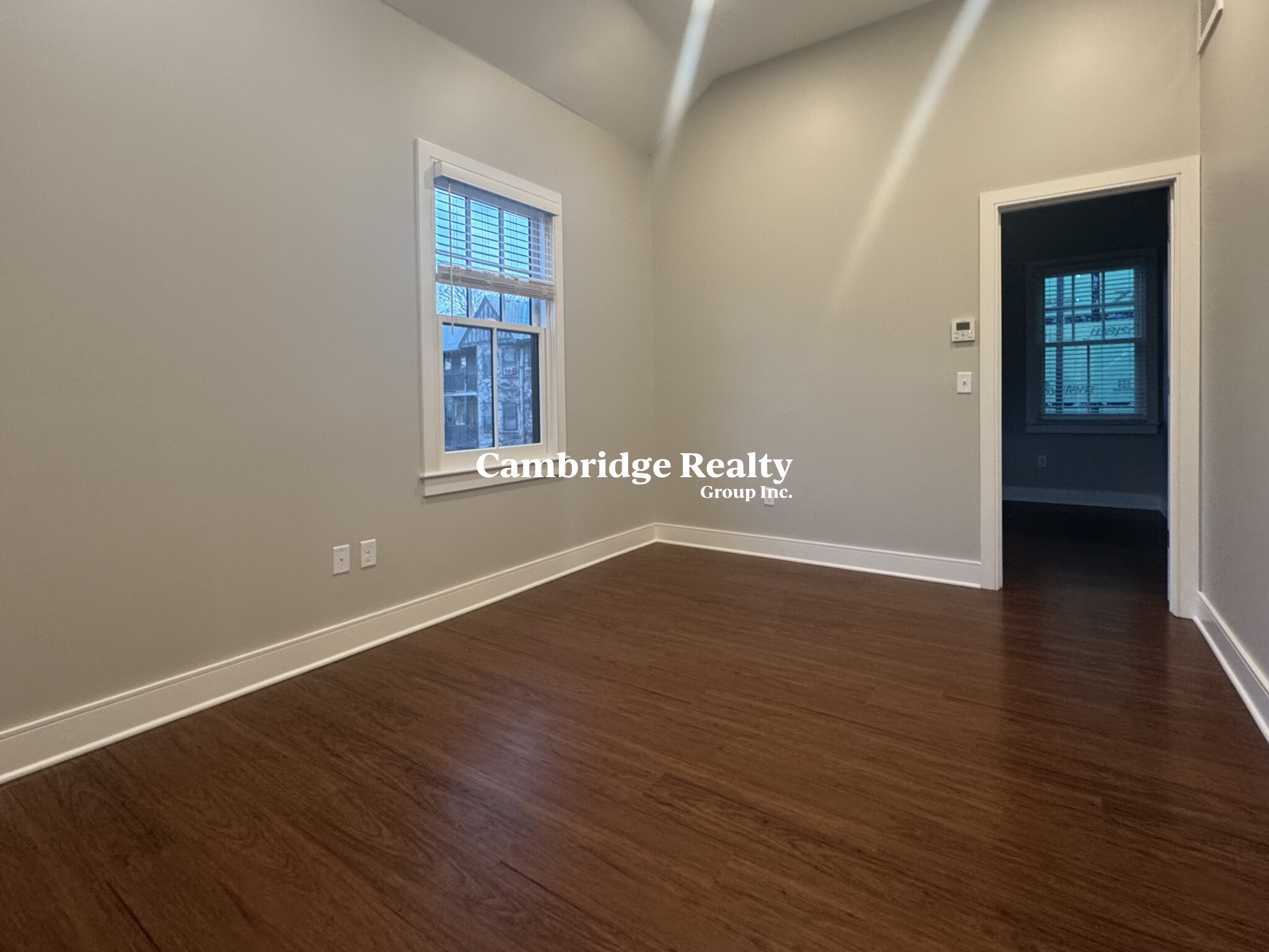 384 Harvard St, Mid-Cambridge
