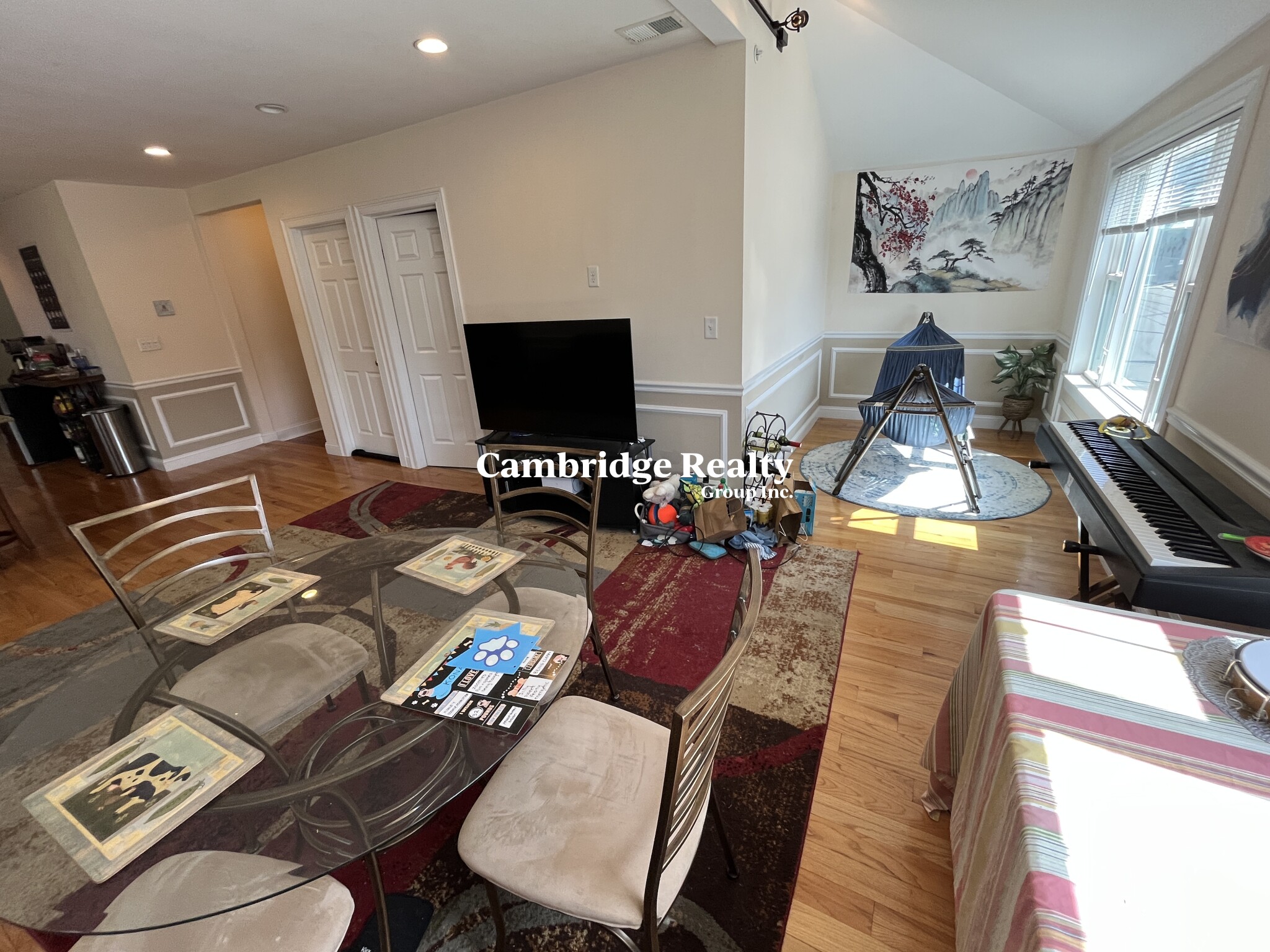 https://ygl-photos.s3.us-west-004.backblazeb2.com/28W682e4d66a589e.jpg