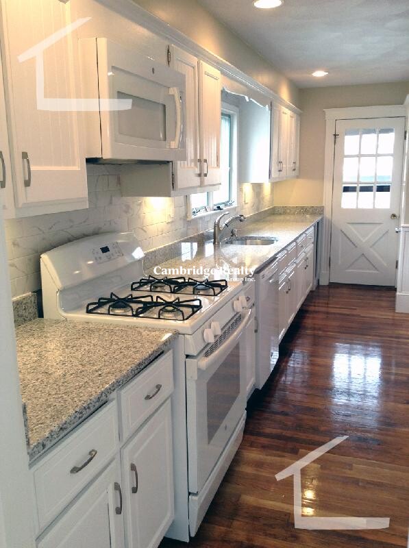 https://ygl-photos.s3.us-west-004.backblazeb2.com/28W6849aed7321e7.jpg