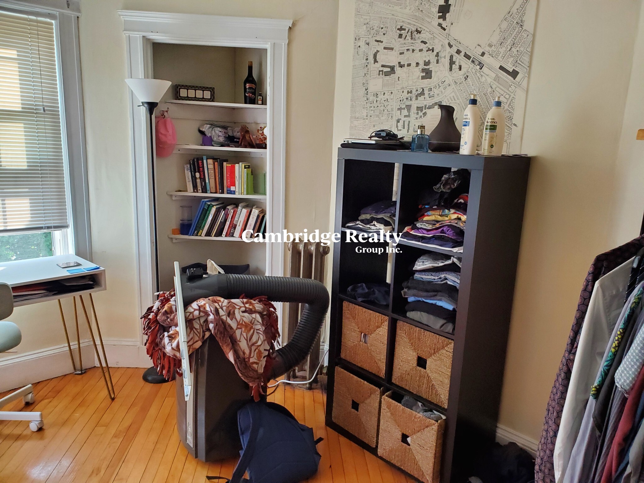 https://ygl-photos.s3.us-west-004.backblazeb2.com/28W684c7c5523754.jpg