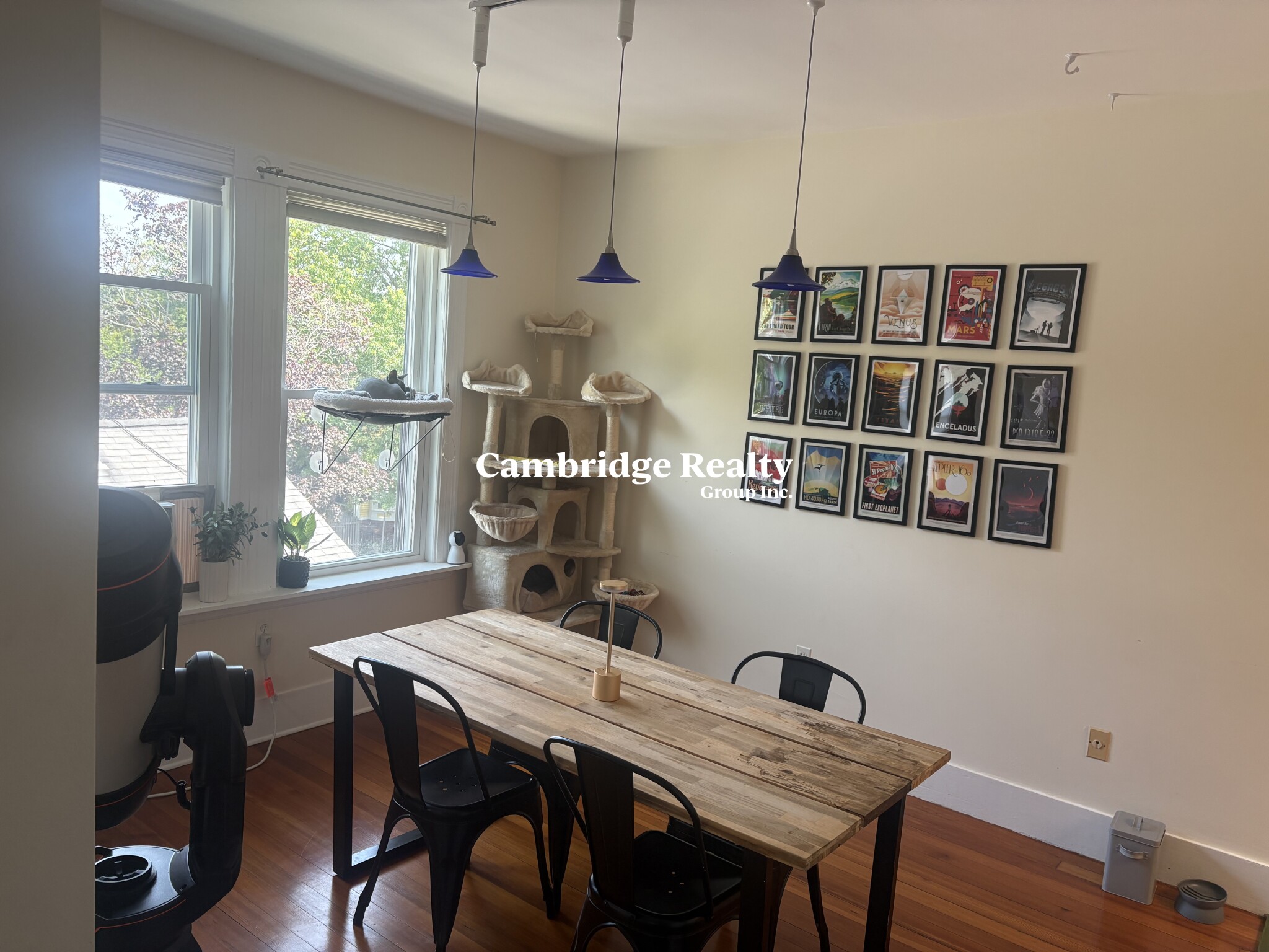 140 Pearl St. - 3,600USD / month