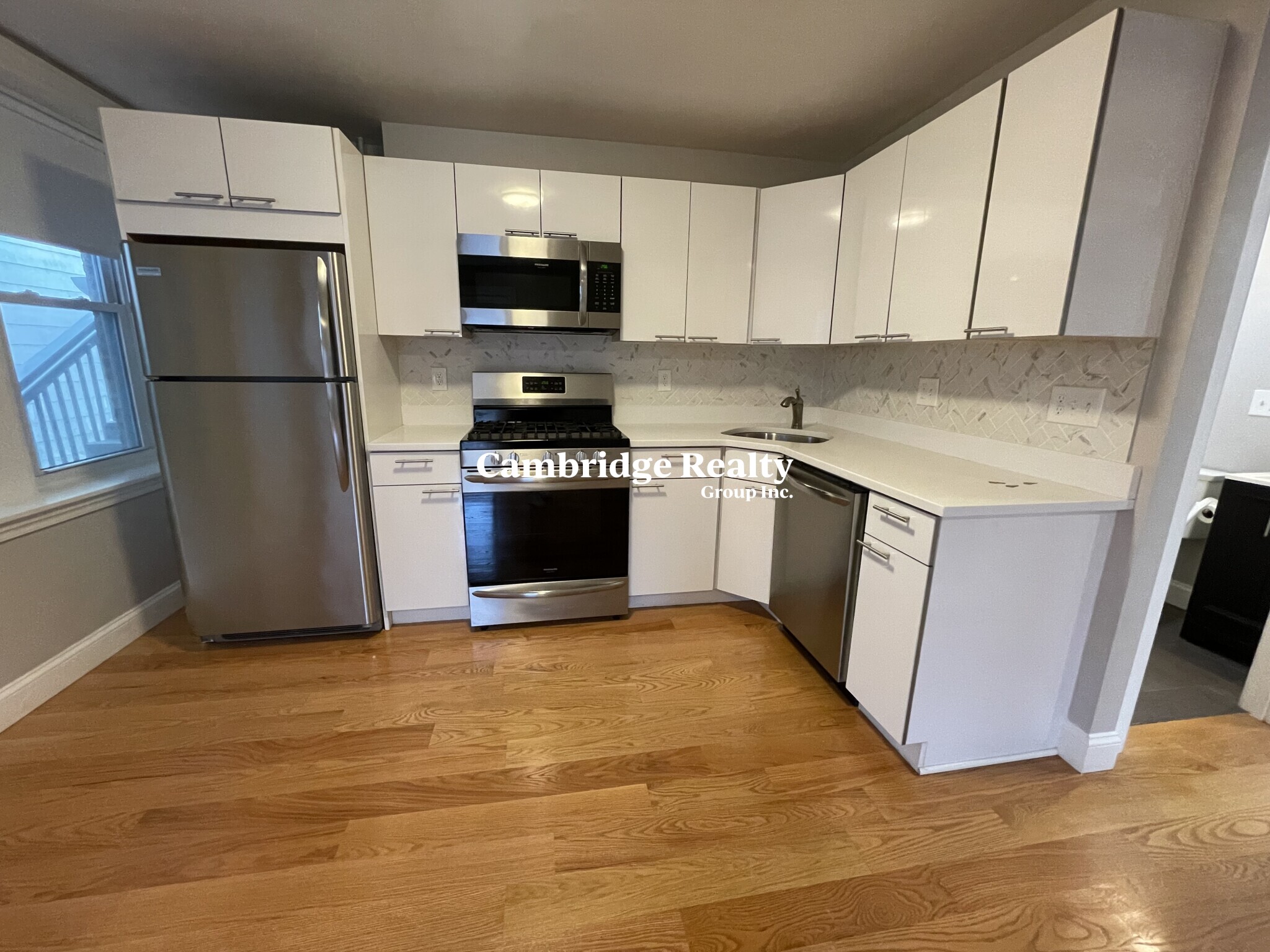 124 Berkshire - 4,800USD / month