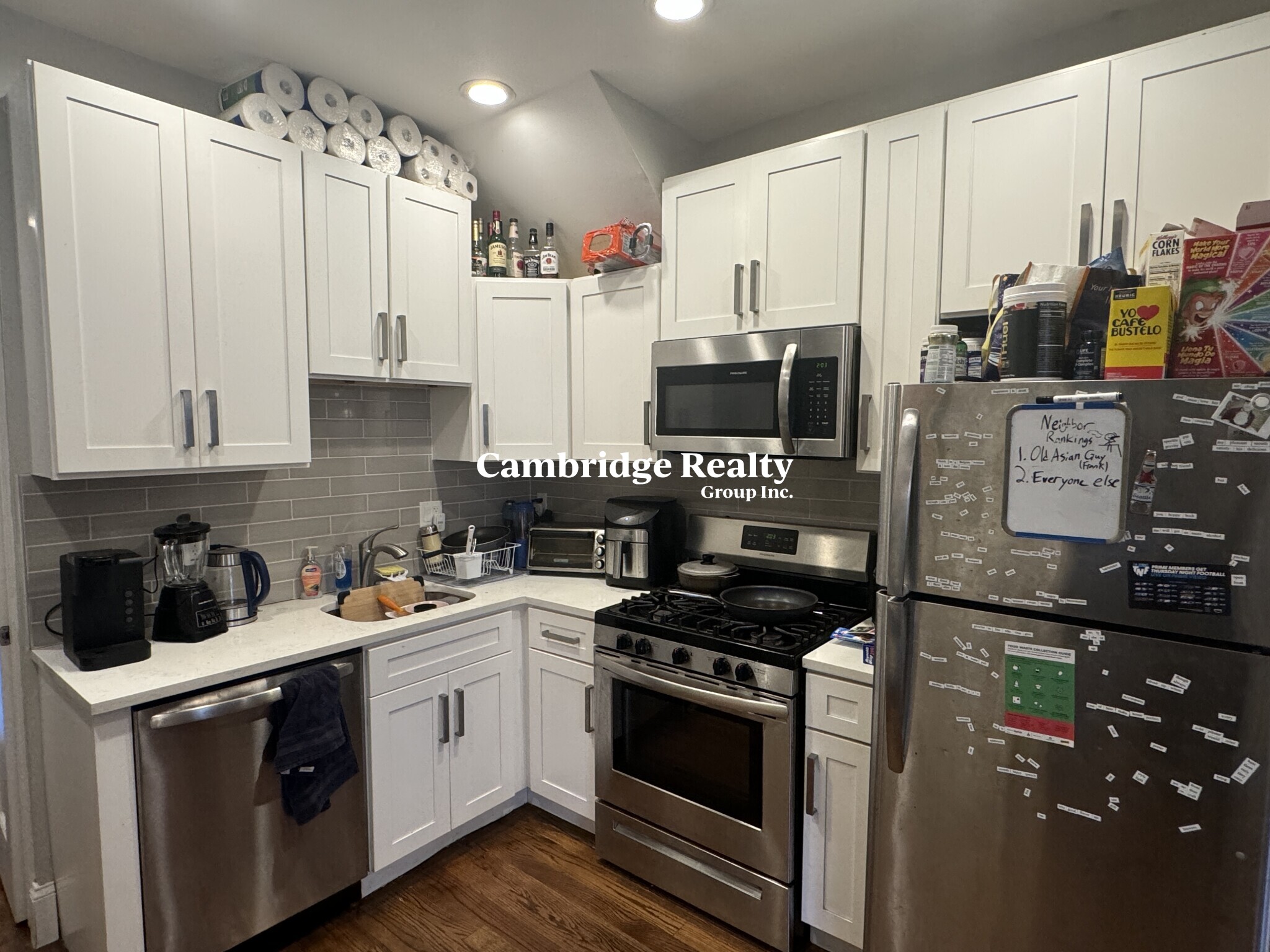 92 Calumet St., Boston, MA - 6,400 USD/ month
