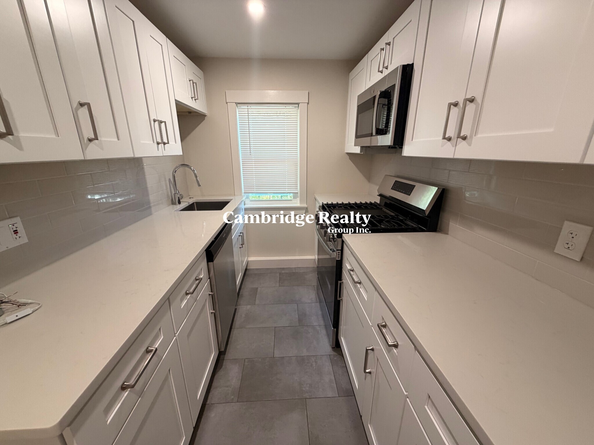 38 Gibson St., Cambridge, MA - 2,900 USD/ month