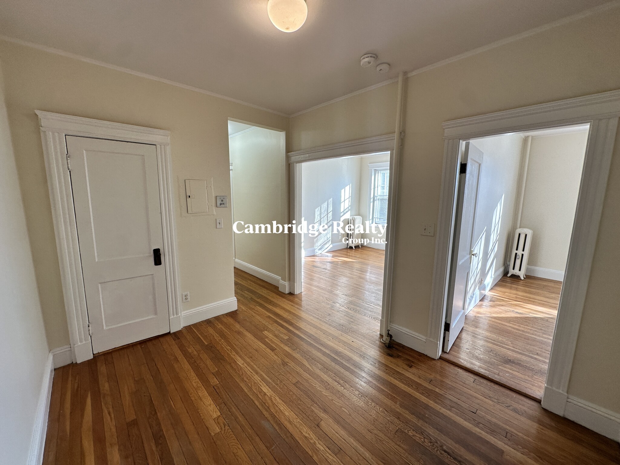 37 Wendell St., Cambridge, MA - 2,700 USD/ month