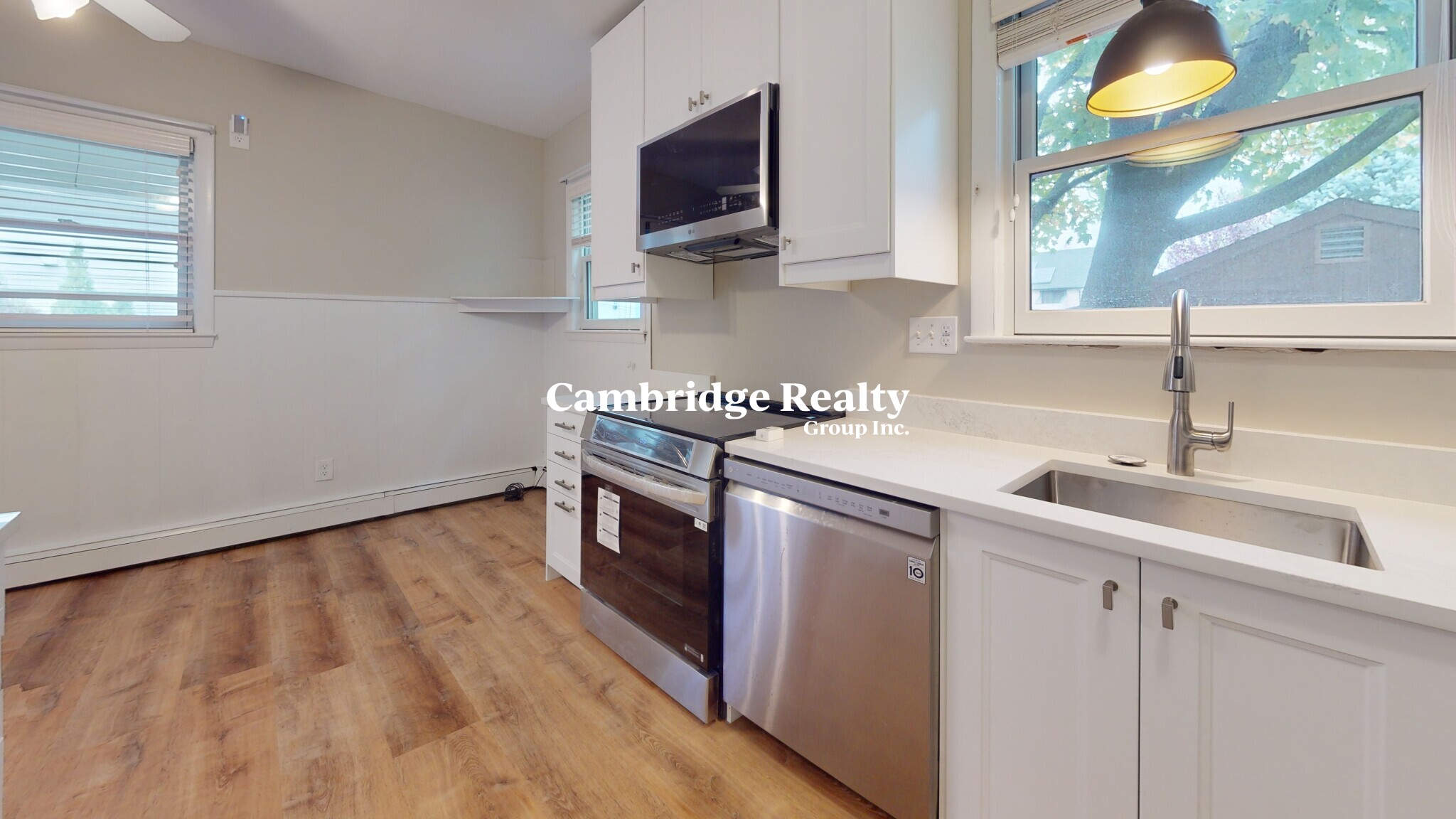 310 Lowell, Somerville, MA - 4,700 USD/ month