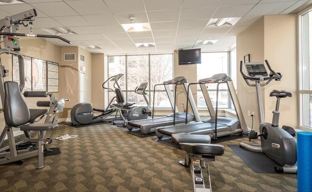 100 Station Lndg, Medford