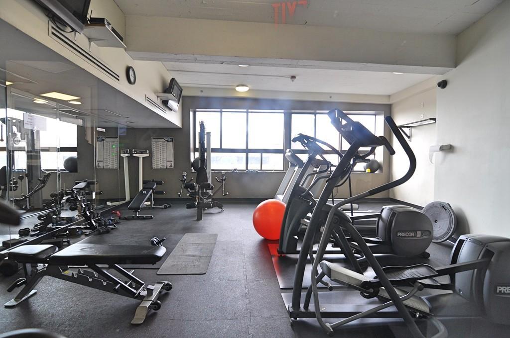 12 Stoneholm St, Fenway