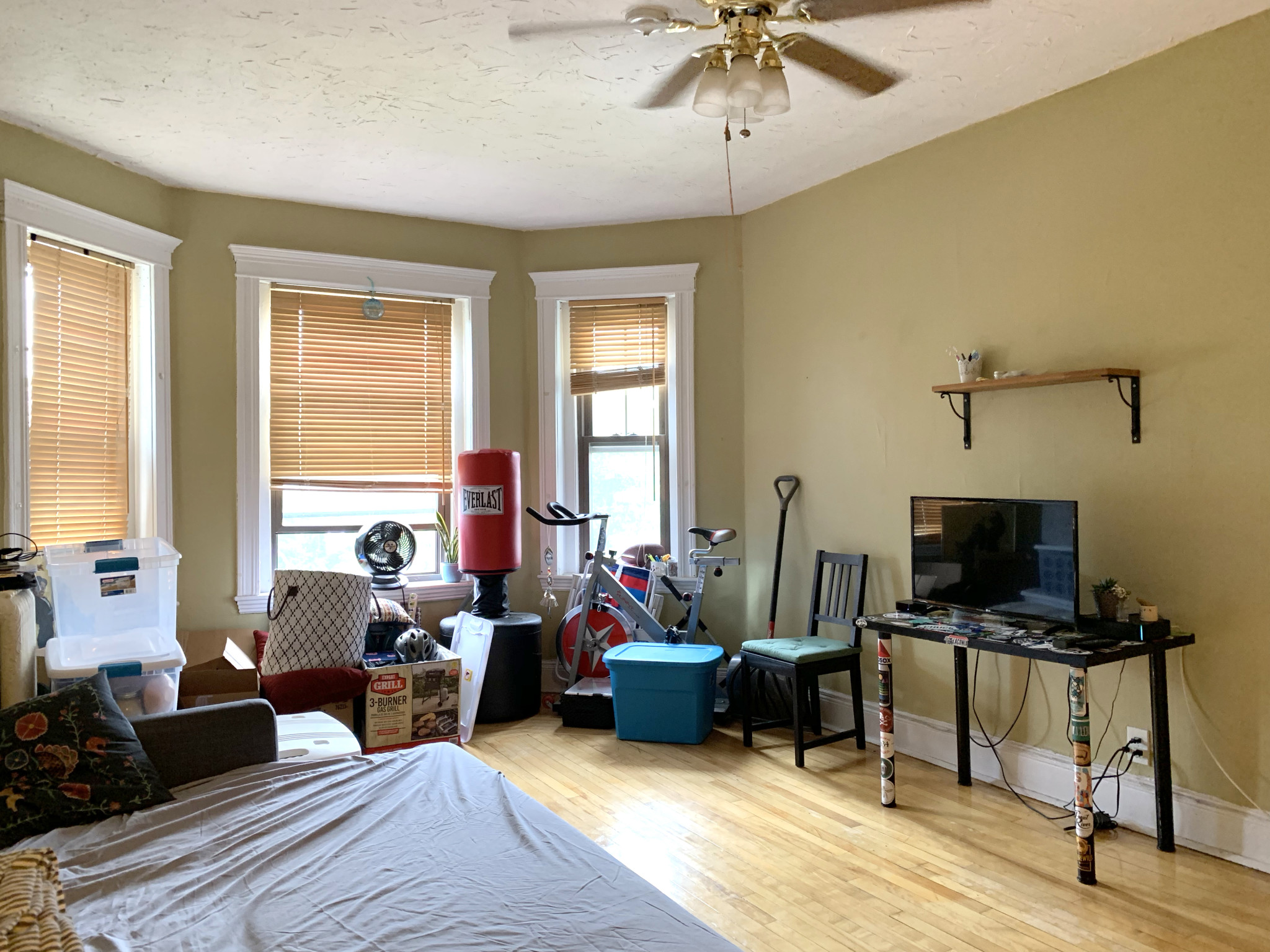 1874 Commonwealth Ave, Brighton