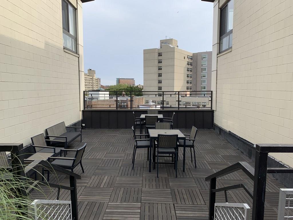 12 Stoneholm St, Fenway