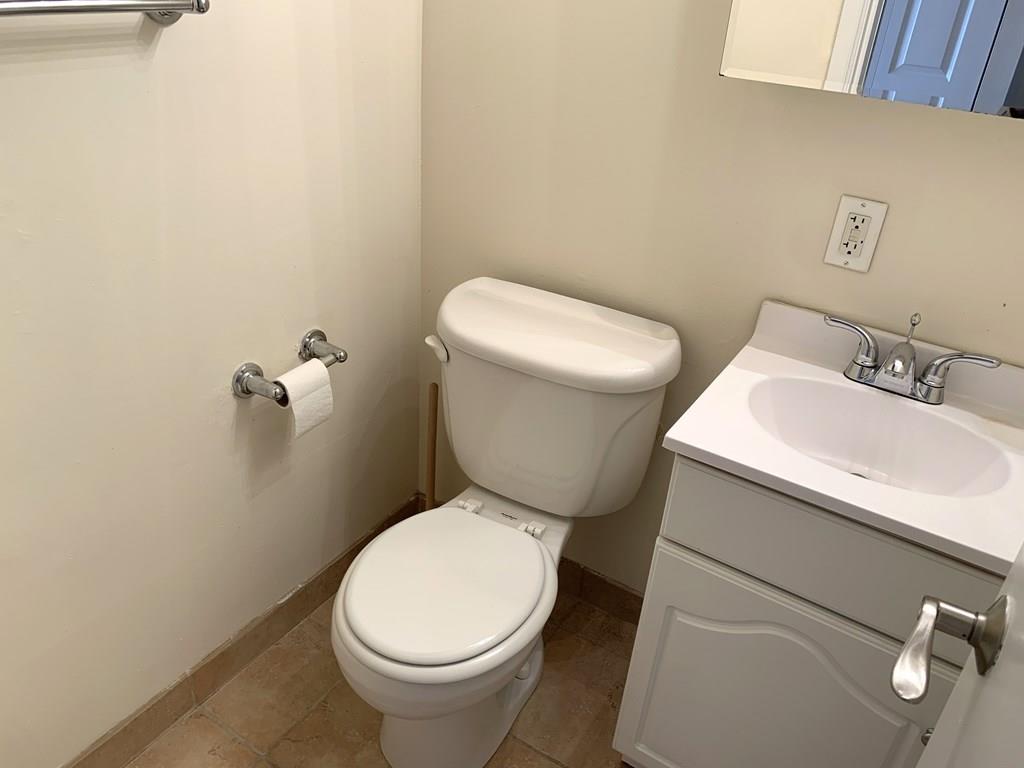 12 Stoneholm St, Fenway