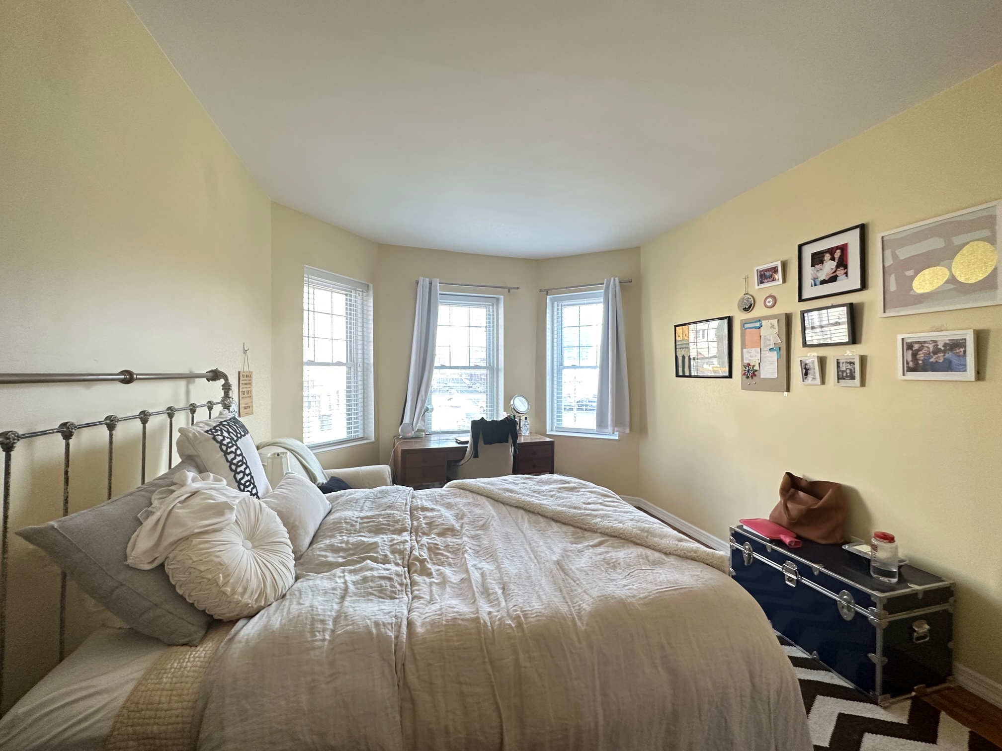 394 Riverway, Mission Hill