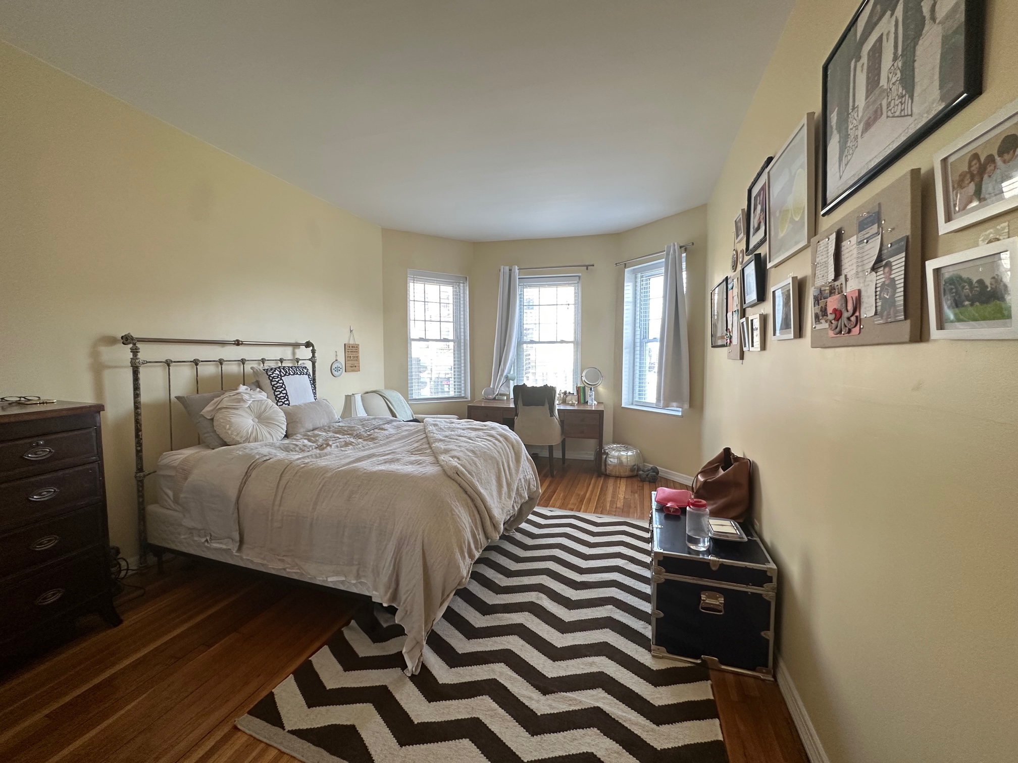 394 Riverway, Mission Hill