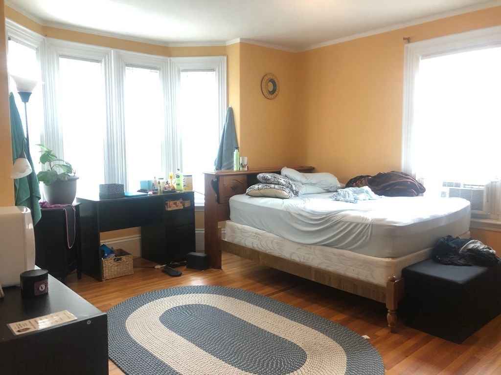 7 Sargent Ave, Winter Hill