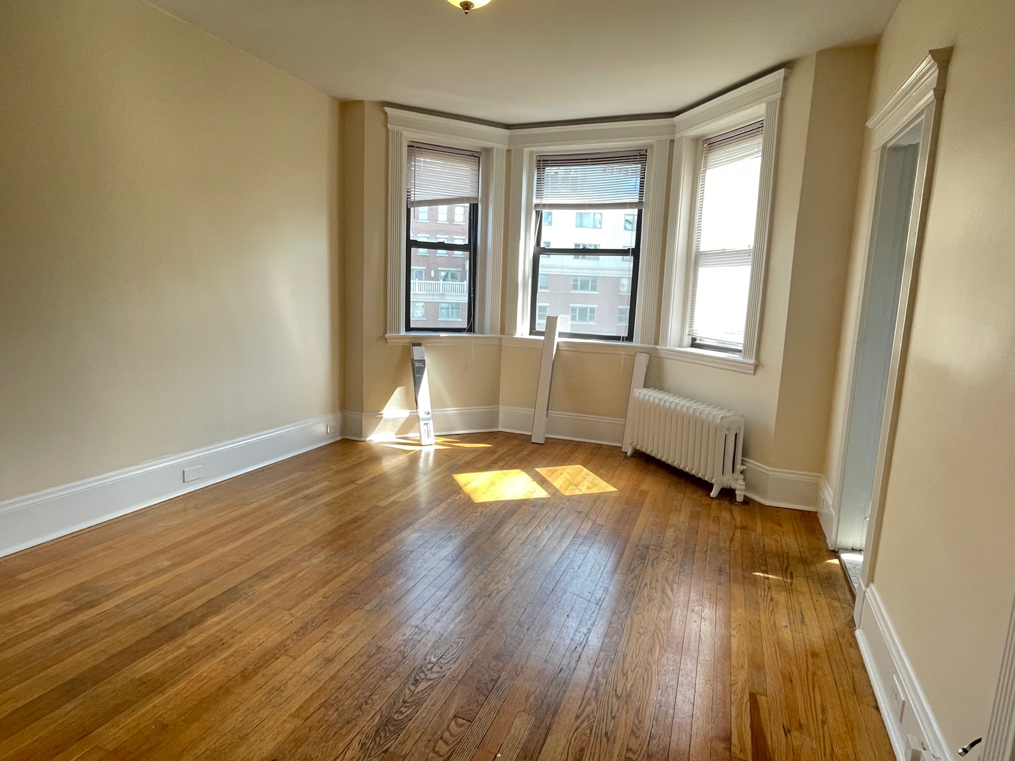 41 Edgerly Rd, Fenway