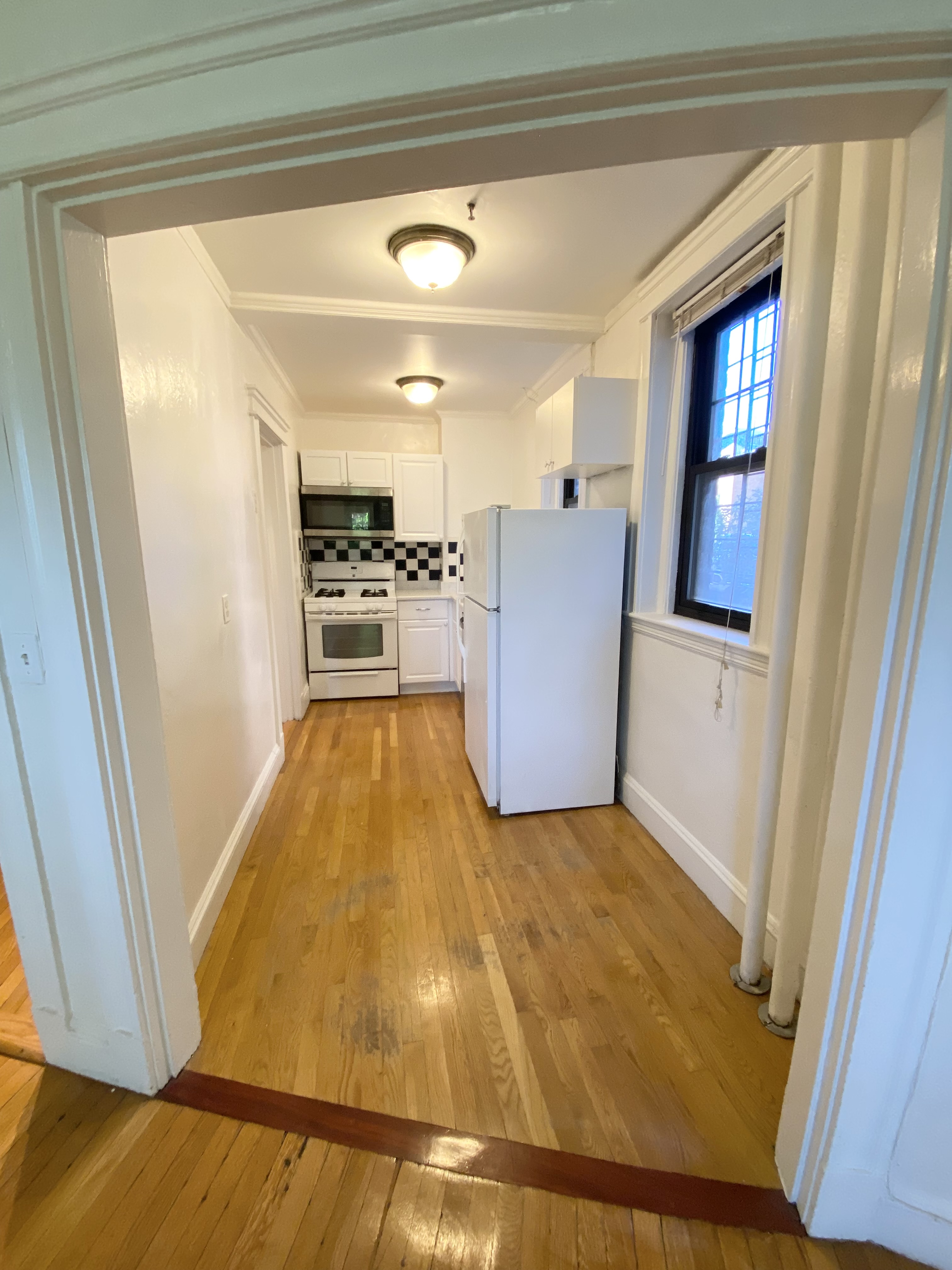 122 Riverway, Fenway