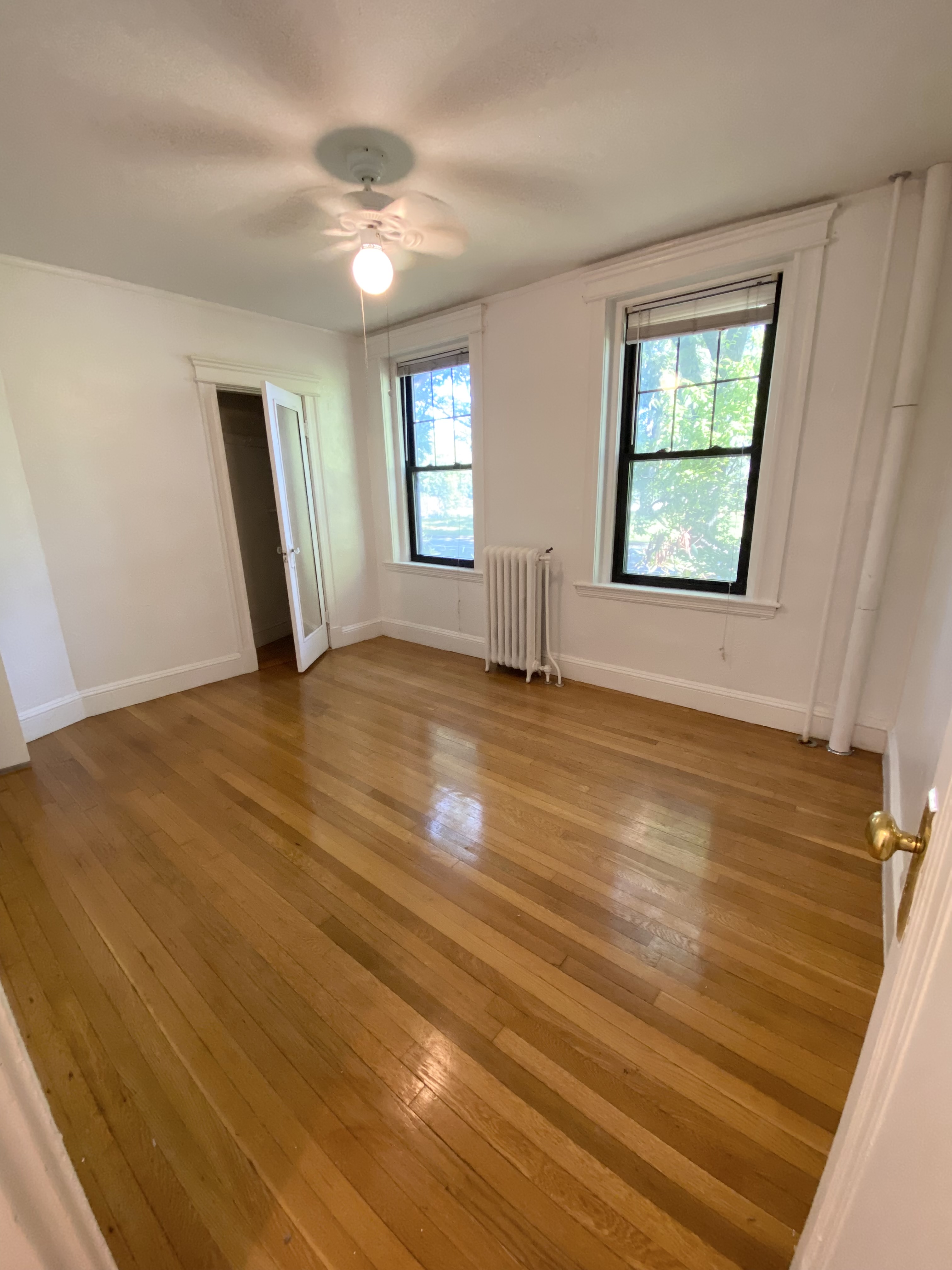 122 Riverway, Fenway