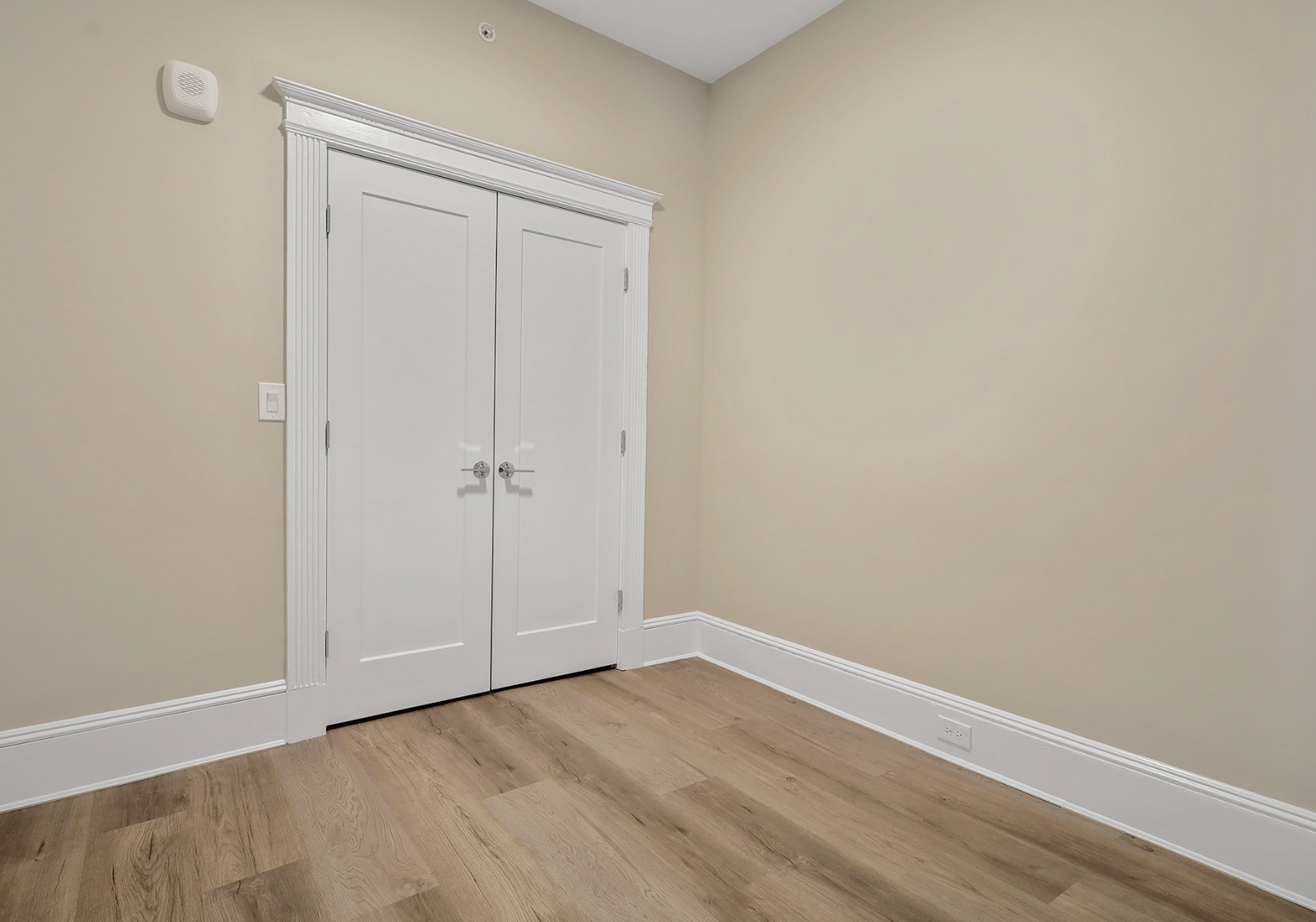 41 Edgerly Rd, Back Bay