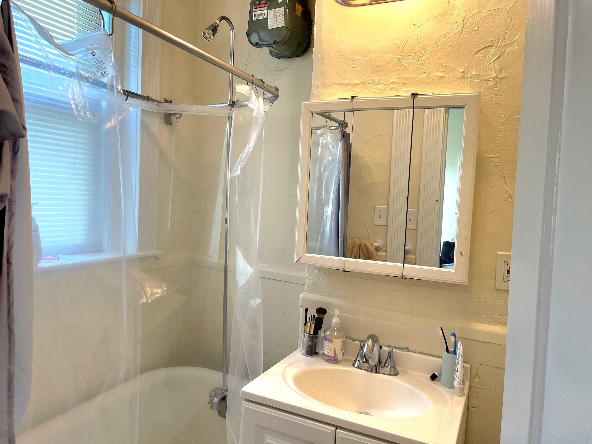 41 Edgerly Rd, Fenway