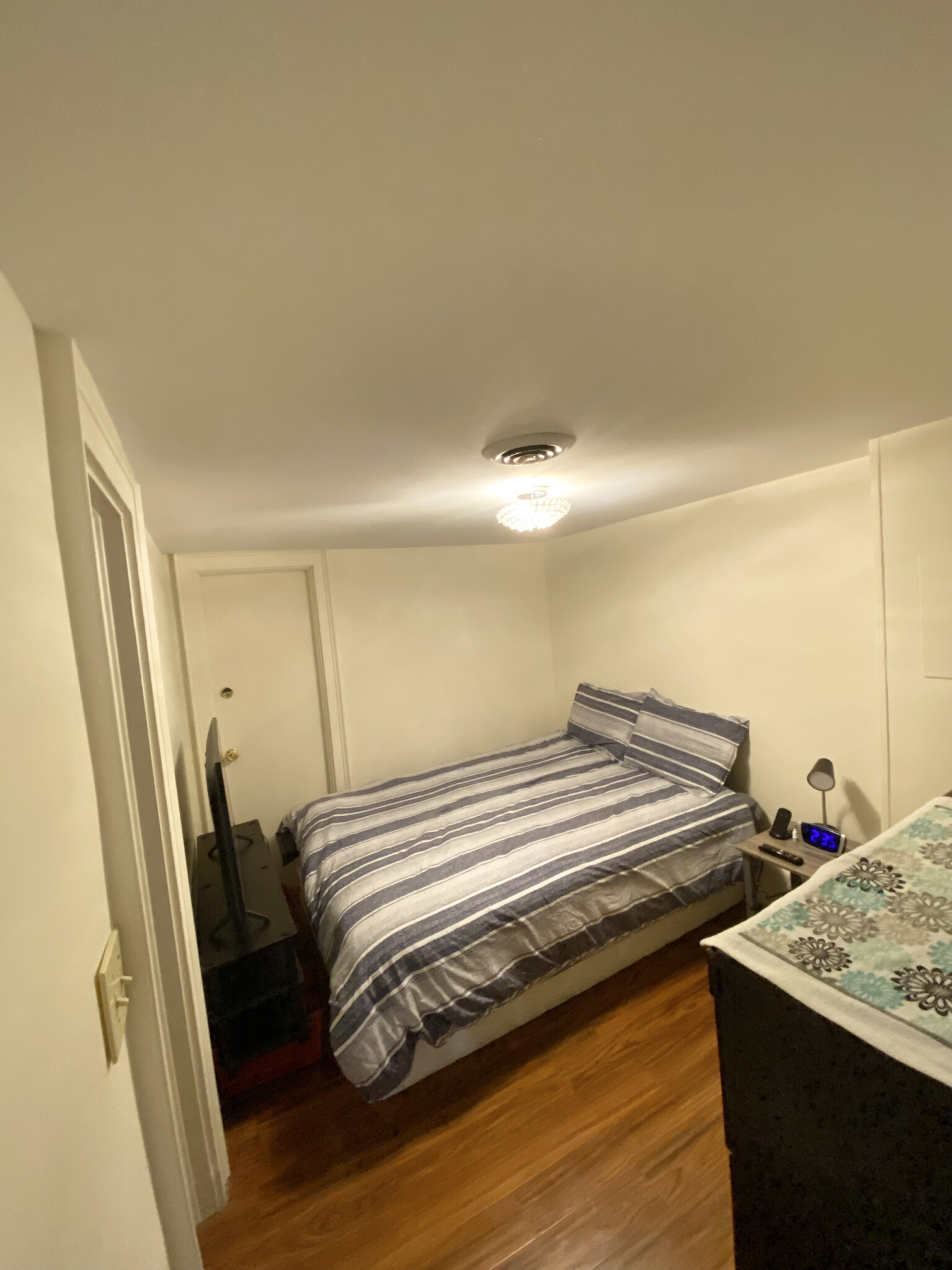 319 Dartmouth St, Back Bay