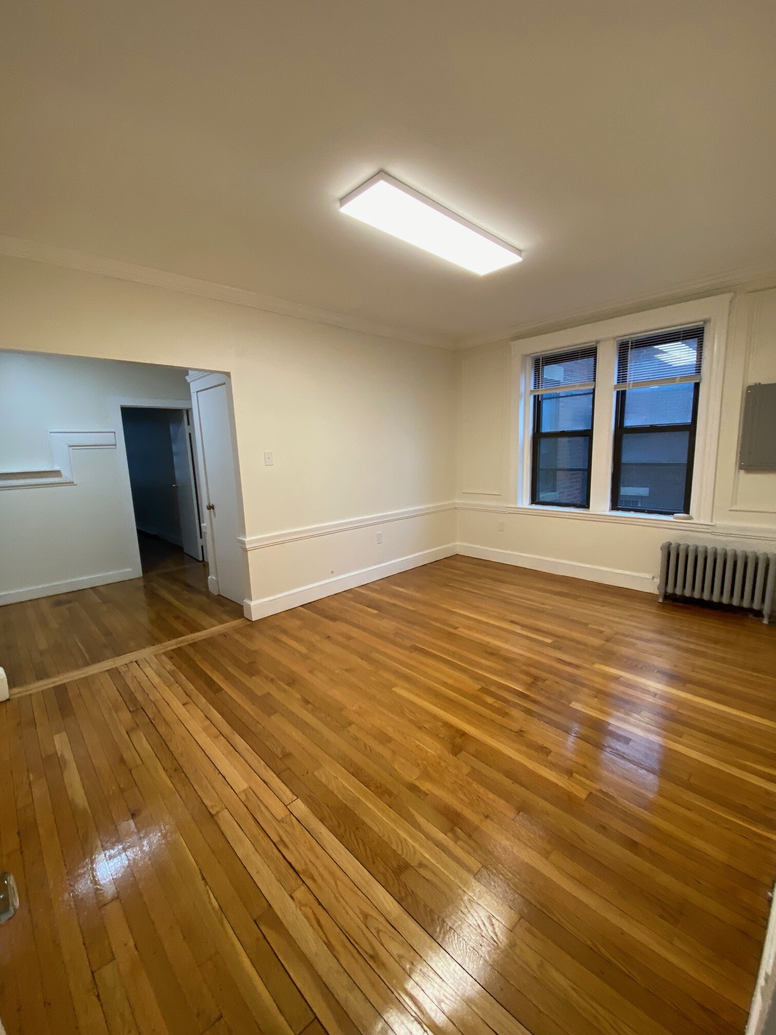 2003 Commonwealth Ave, Brighton