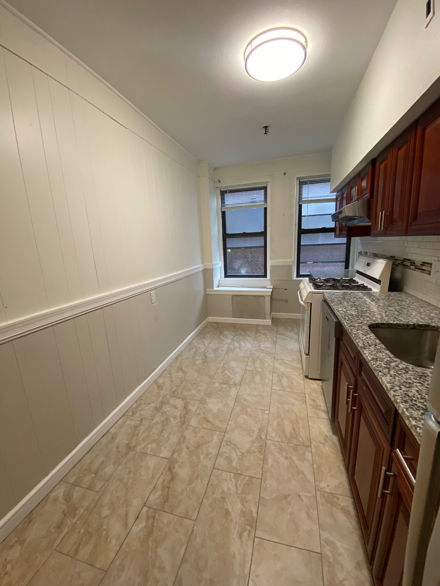 2003 Commonwealth Ave, Brighton