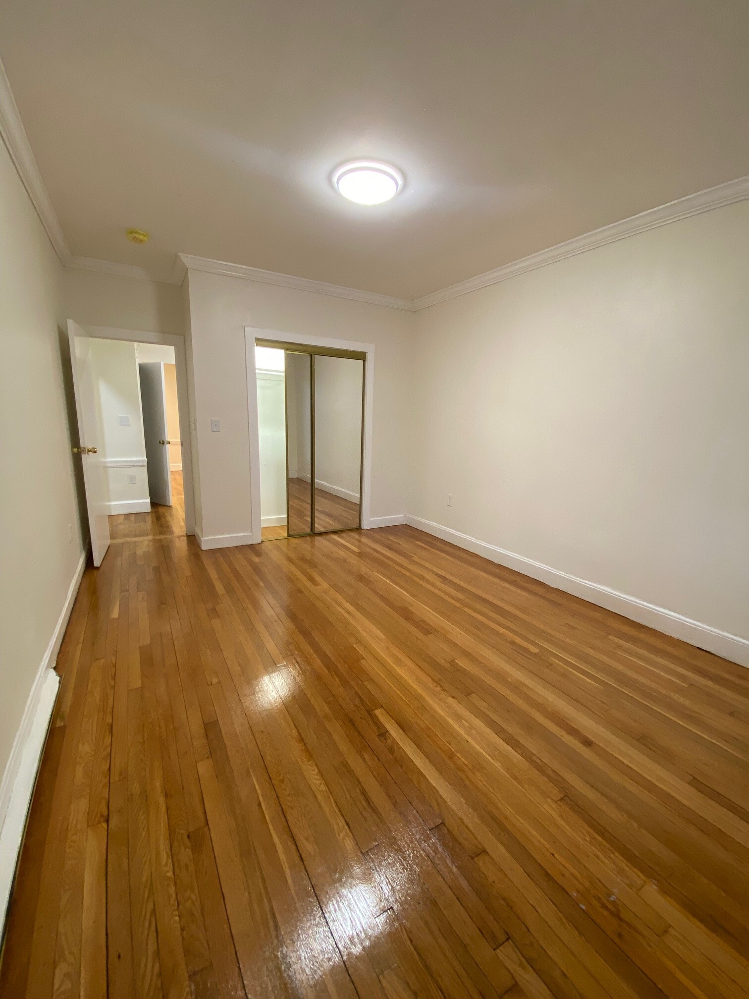 2003 Commonwealth Ave, Brighton