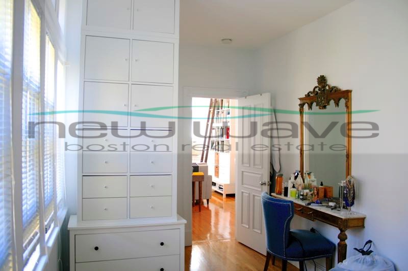 195 Commonwealth Ave, Back Bay