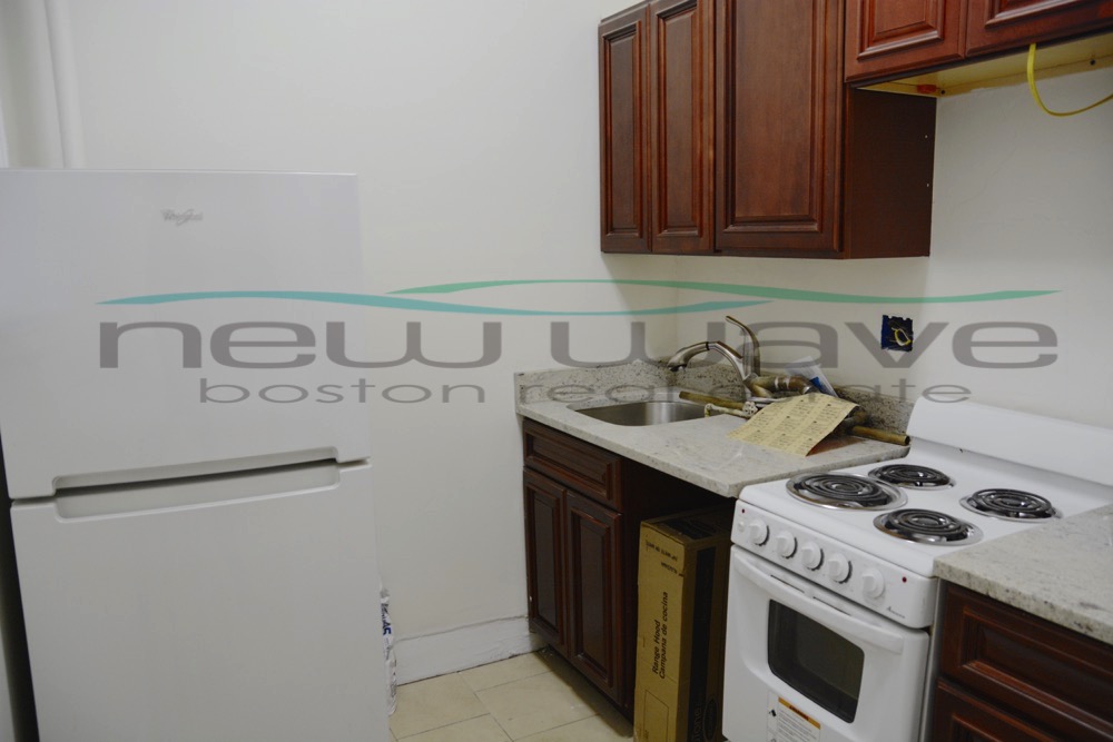 132 Hemenway St, Fenway