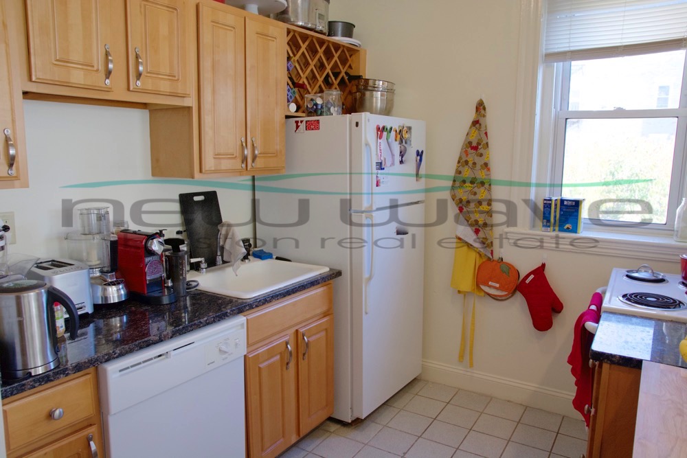 28 Queensberry St, Fenway