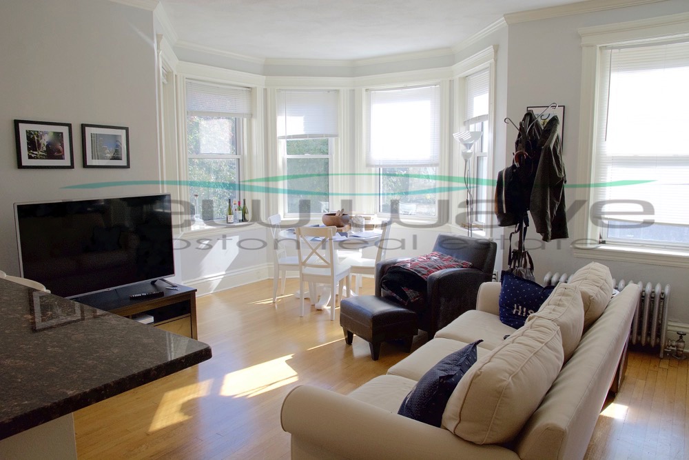 28 Queensberry St, Fenway