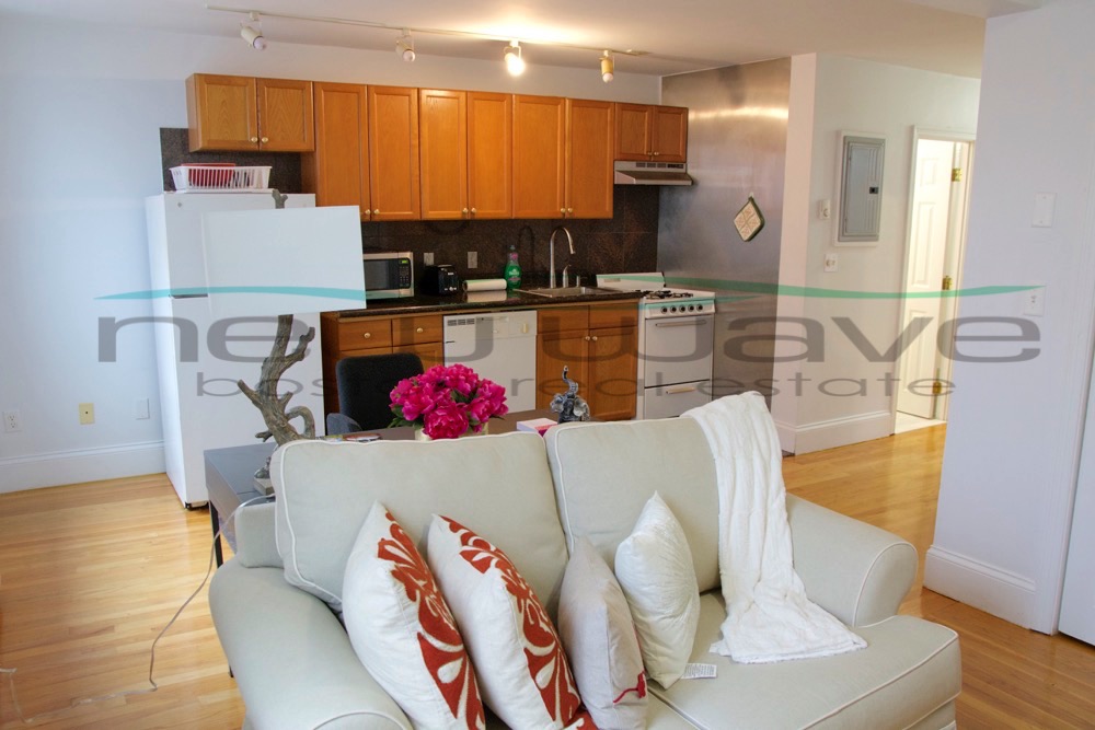 90 Warrenton St, Theatre District