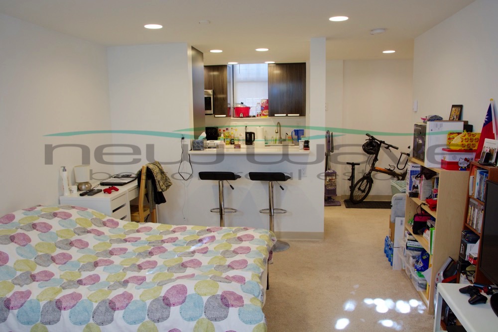 111 Queensberry St, Fenway