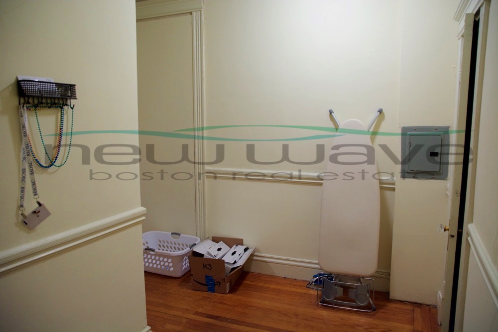 18 Queensberry St, Fenway