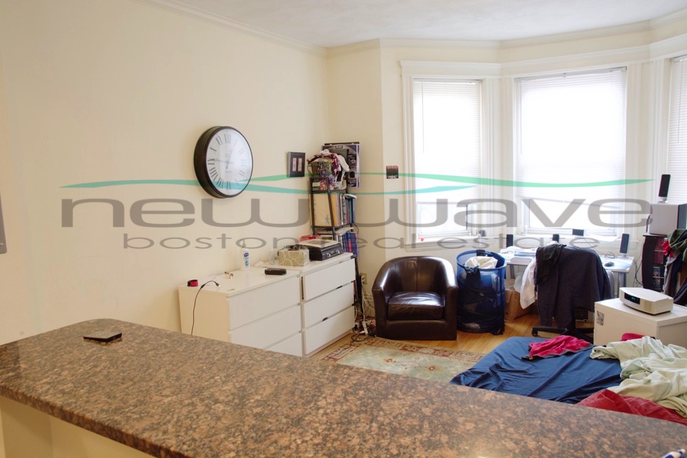 98 Queensberry St, Fenway