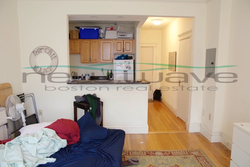 98 Queensberry St, Fenway