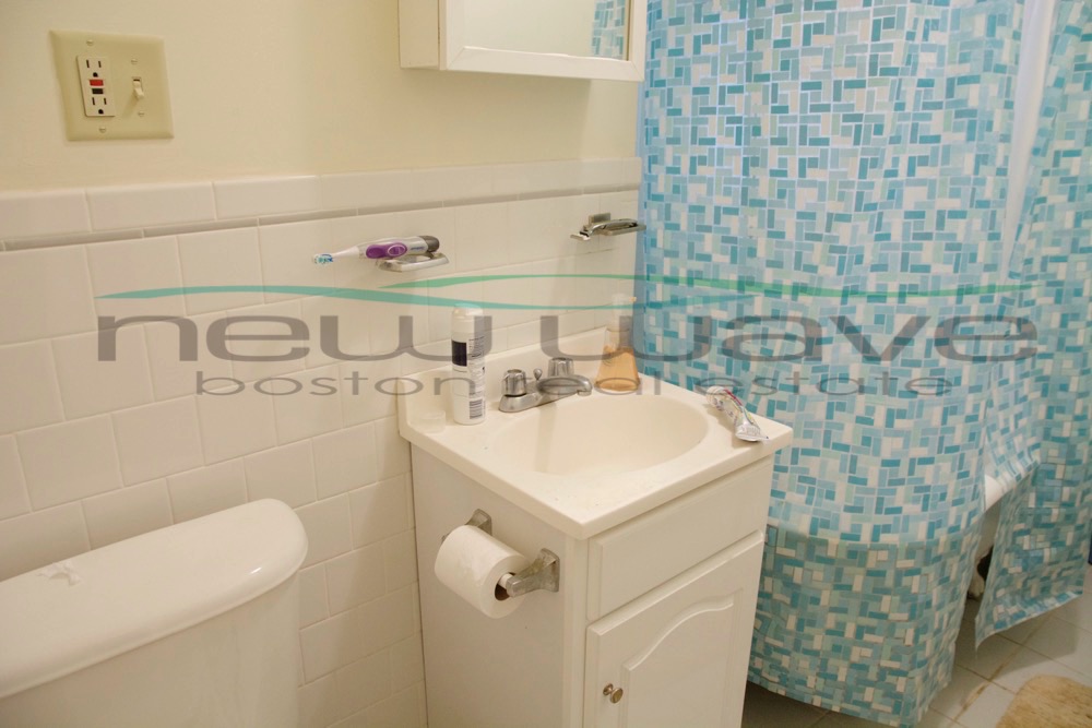 98 Queensberry St, Fenway