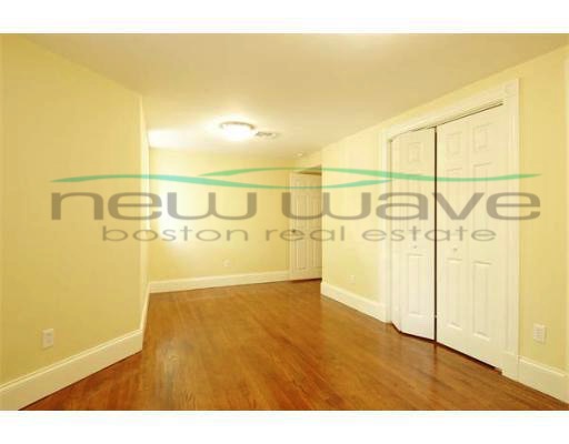 19 Parker Hill Ave, Mission Hill