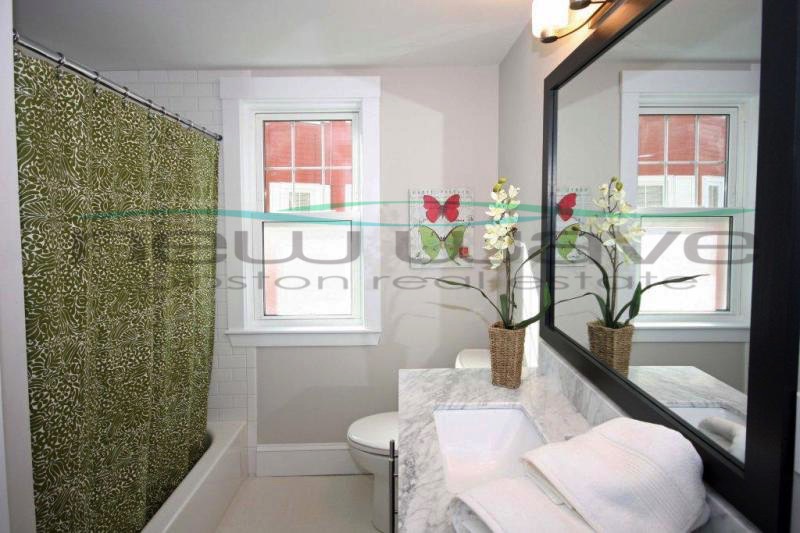 659 Massachusetts Ave, South End