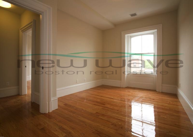 659 Massachusetts Ave, South End